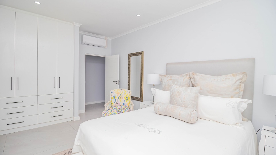 4 Bedroom Property for Sale in Sandown Western Cape
